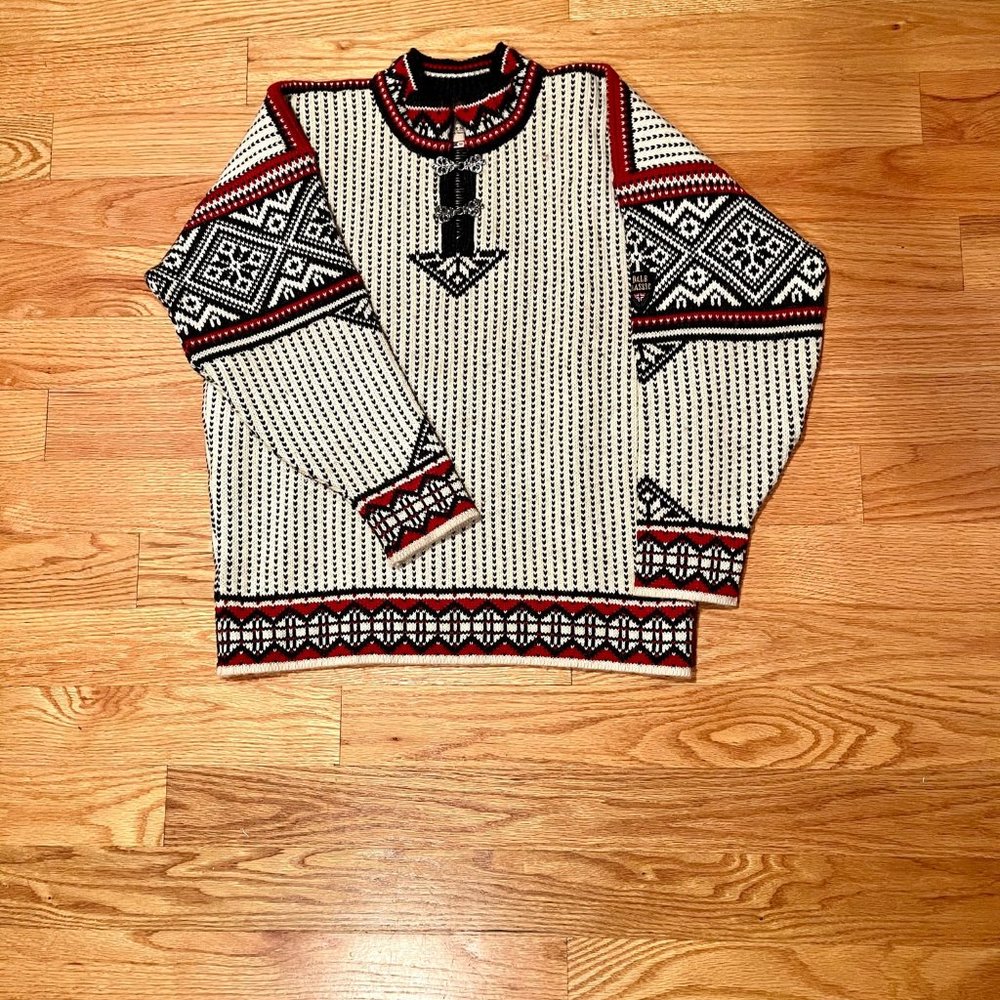 Men's wool ski style sweater